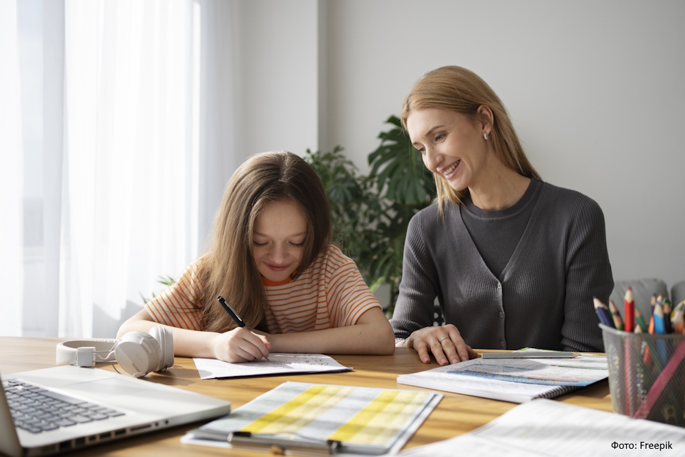 Исследование: Большинство родителей не помогают детям с домашними заданиями