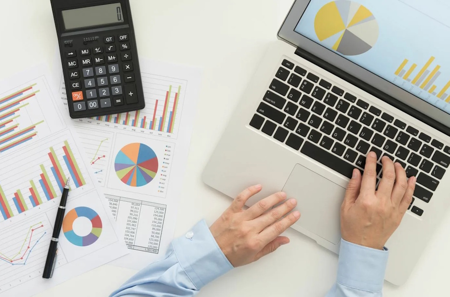 Литрес: в 2025 году интерес к книгам о кризисном управлении вырос на 299%