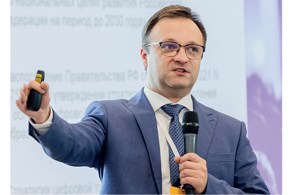 Денис ТАРЕЕВ